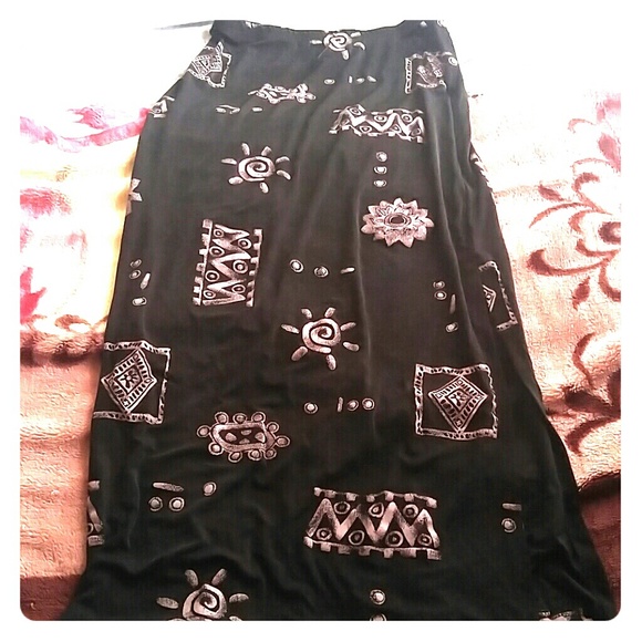 Geometric pattern skirt - Picture 1 of 2